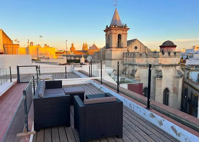 Stylish Designer Duplex-3Beds 2Baths-Puerta Carmona Centro
