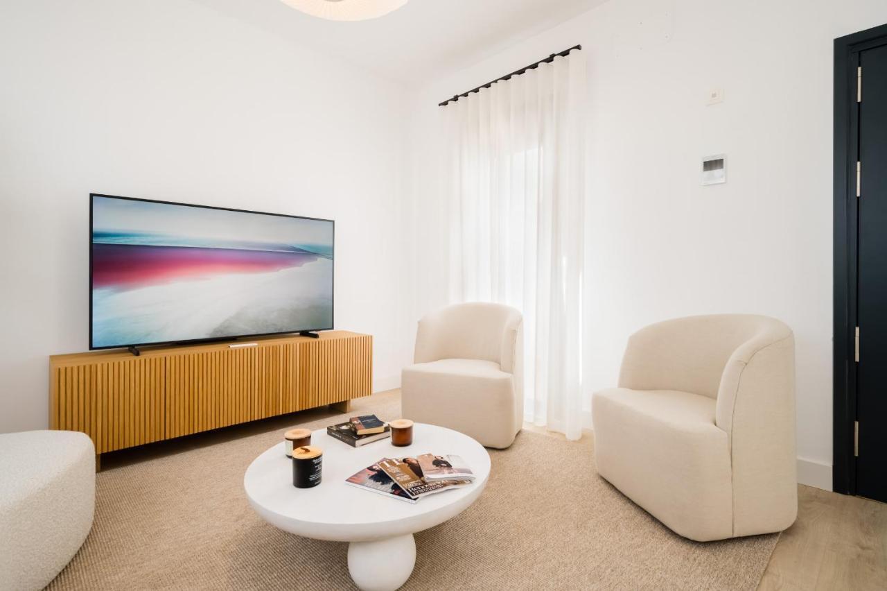 Appartement Stylish Designer Duplex-3beds 2baths-puerta Carmona Centro
